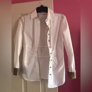 Never worn, with tags, xs white blouse